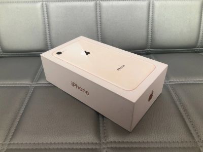 Лот: 17599907. Фото: 1. Коробка iPhone 8 Gold 256 Gb. Коробки, инструкции