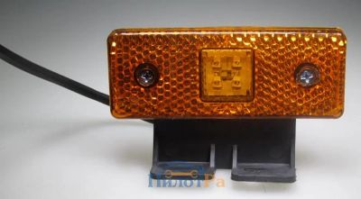 Лот: 8499258. Фото: 1. Фонарь габаритный LED ж с пластик... Оптика и освещение