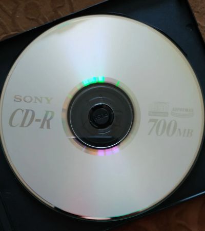 Лот: 12634222. Фото: 1. Диск sony CD-R 700mb 3 шт. CD, DVD, BluRay
