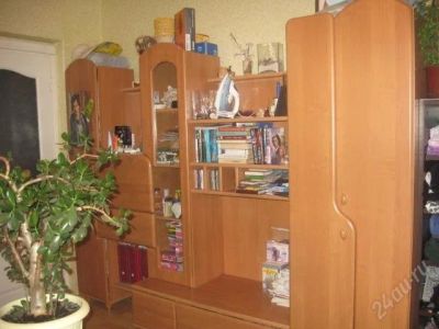 Лот: 1237861. Фото: 1. стеночка мебельная. Гостиные, стенки, горки