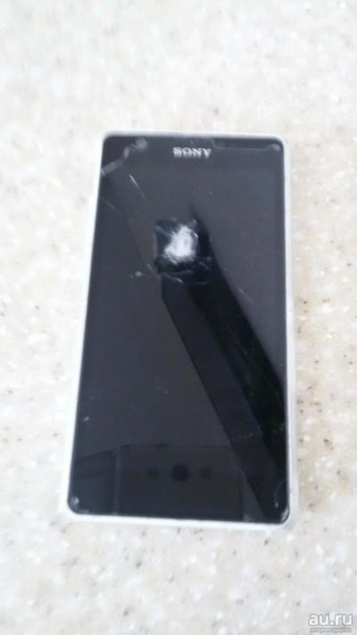 Лот: 10131849. Фото: 1. Телефон SONY XperiaZR. Кнопочные мобильные телефоны