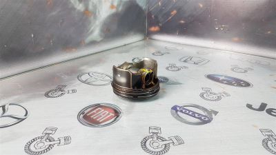 Лот: 23584948. Фото: 1. Поршень Land Rover Freelander... Двигатель и элементы двигателя