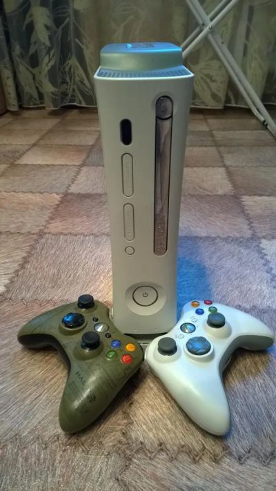 Лот: 4734407. Фото: 1. Игровая консоль Xbox 360 Fat прошивка... Игровые приставки, консоли