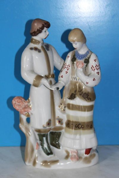 Лот: 11629681. Фото: 1. Фарфоровая статуэтка "Невеста... Фарфор, керамика