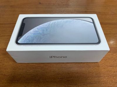 Лот: 15329677. Фото: 1. Смартфон Apple iPhone XR 64GB. Смартфоны