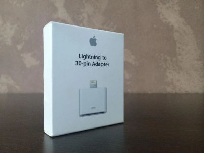 Лот: 4268492. Фото: 1. Адаптер Apple Lightning на 30-pin... Зарядные устройства, блоки питания, адаптеры сетевые для смартфонов