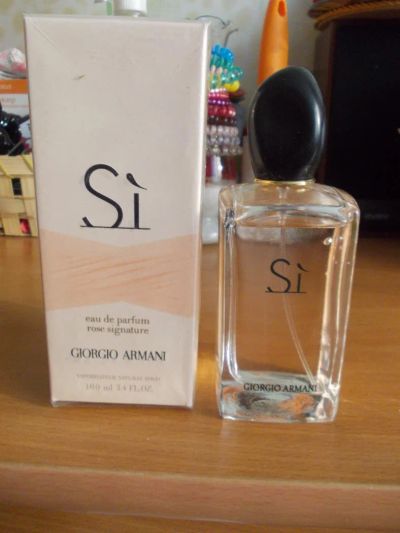 Лот: 8025208. Фото: 1. Si Rose Signature / II от Armani... Женская парфюмерия