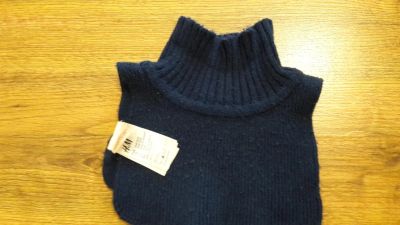 Лот: 7640679. Фото: 1. манишка h&m б/у 150 рублей. Шарфы, варежки