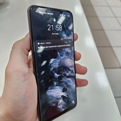 Лот: 20014993. Фото: 1. Realme 8 pro. Смартфоны