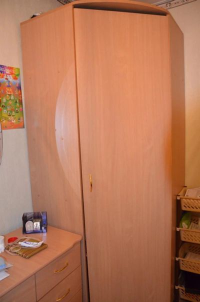 Лот: 3276945. Фото: 1. Угловой плательный шкаф. Шкафы, шкафы-купе