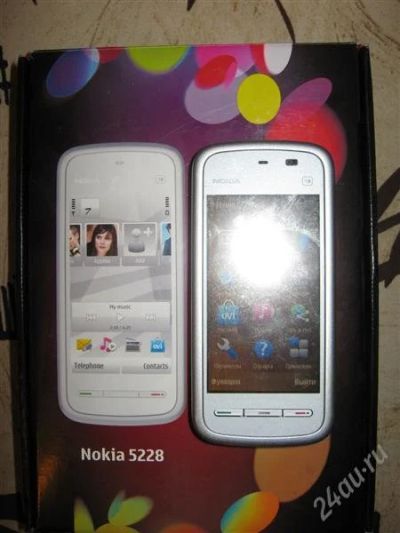 Лот: 1365214. Фото: 1. Nokia 5228 white-silver. Кнопочные мобильные телефоны