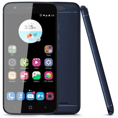 Лот: 11338569. Фото: 1. Смартфон ZTE BLADE V8 LITE! Идеальное... Смартфоны
