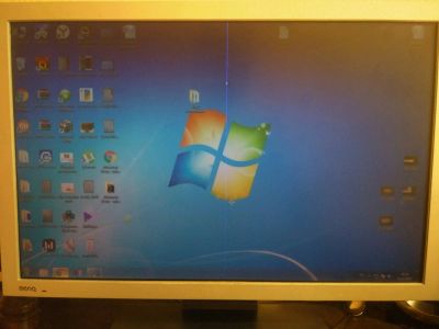 Лот: 12847878. Фото: 1. Монитор benq 22 дюйма, читаем... ЖК-мониторы