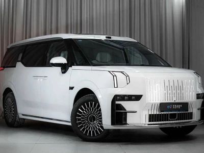 Лот: 25708149. Фото: 1. Минивэн Zeekr 009 2025. Автомобили
