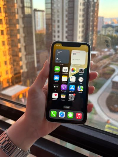 Лот: 25851302. Фото: 1. Iphone 11 128gb. Смартфоны