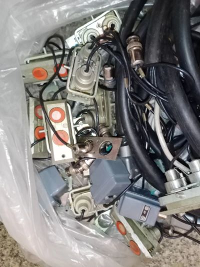 Лот: 25898458. Фото: 1. Комплект кабелей и датчиков дефектоскопа. Разъёмы