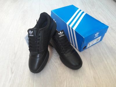 Лот: 11969920. Фото: 1. Кроссовки Adidas Yeezy Powerphase... Кеды, кроссовки, слипоны