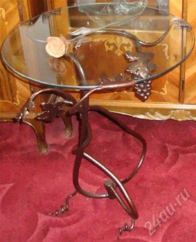 Лот: 381915. Фото: 1. Столик кованый. Гостиные, стенки, горки