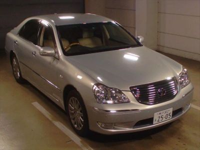 Лот: 3957863. Фото: 1. Машинокомплект Toyota Crown UZS186... Автомобили