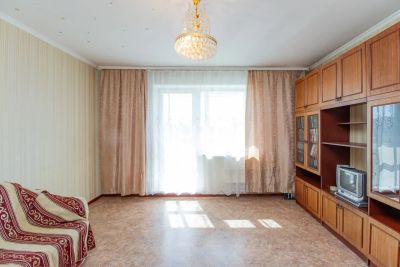 Лот: 25340695. Фото: 1. 3-комн. квартира , Красноярск... Квартиры, студии