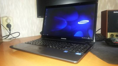 Лот: 12418346. Фото: 1. Ноутбук Samsung np300e5x-u01ru... Ноутбуки