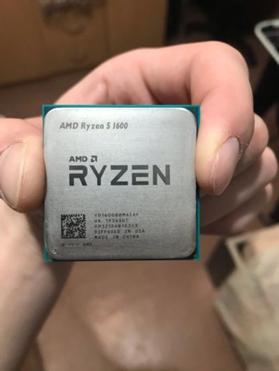 Лот: 21429512. Фото: 1. Процессор AMD Ryzen 5 1600 BOX. Процессоры