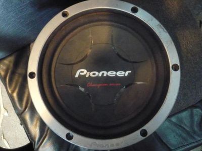 Лот: 4471623. Фото: 1. буферная колонка Pioneer 10". Сабвуферы