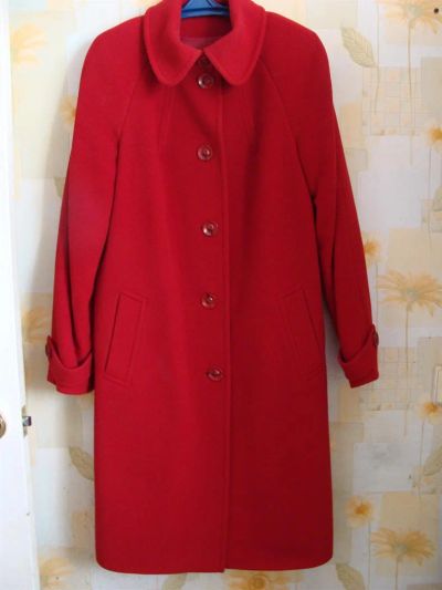 Лот: 3102388. Фото: 1. Новое красное пальто,Style National... Верхняя одежда