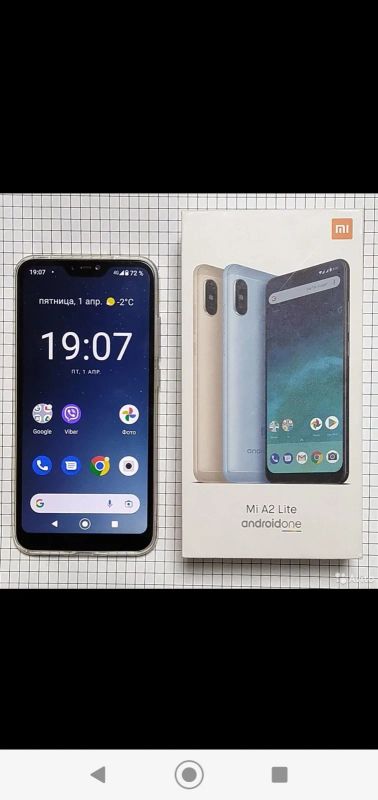 Лот: 18863878. Фото: 1. Xiaomi mi a2 lite. Смартфоны