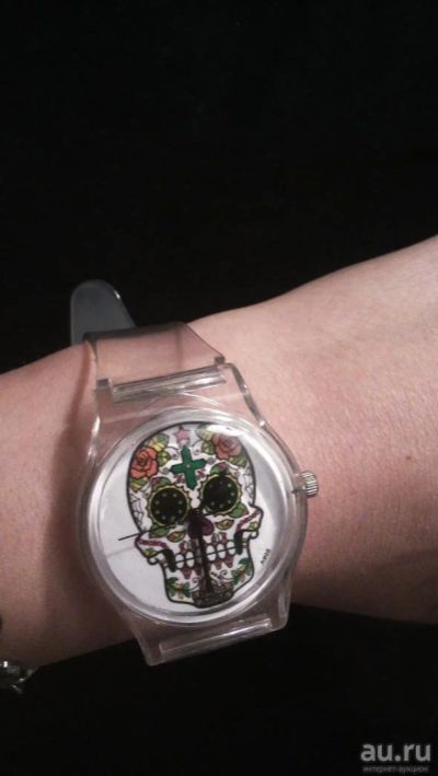 Лот: 9007134. Фото: 1. Часы с черепом, прозрачный ремешок... Другие наручные часы