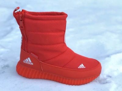 Лот: 15292575. Фото: 1. Сапоги Adidas Yeezy Red. Сапоги