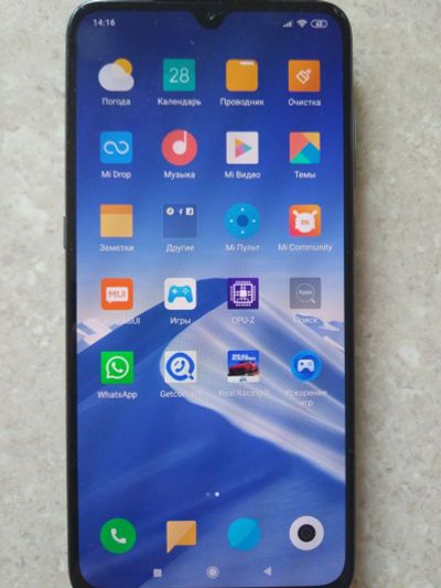 Лот: 15756383. Фото: 1. Xiaomi mi9 128гб. Смартфоны
