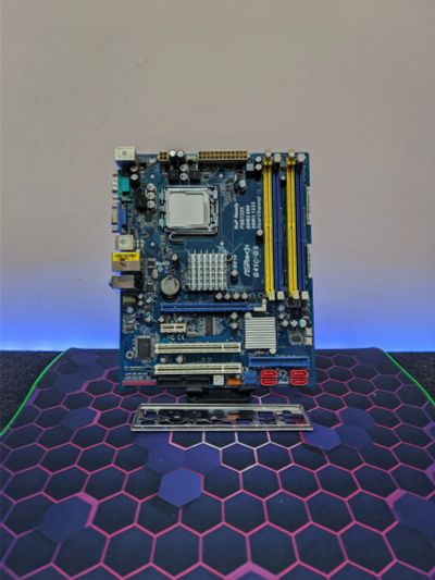 Лот: 22850922. Фото: 1. Мат. плата ASRock G41C-GS/mATX... Материнские платы