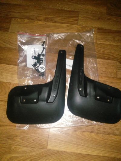 Лот: 10429704. Фото: 1. Задние брызговики 999MGL33RR Nissan... Кузов