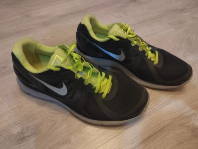 Лот: 24911817. Фото: 1. Кроссовки Nike Lunarlon (оригинал... Другое (спортивная одежда)