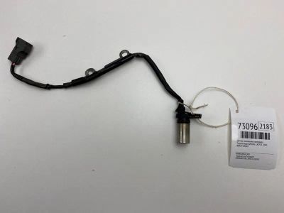 Лот: 21112677. Фото: 1. Датчик положения коленвала Toyota... Двигатель и элементы двигателя
