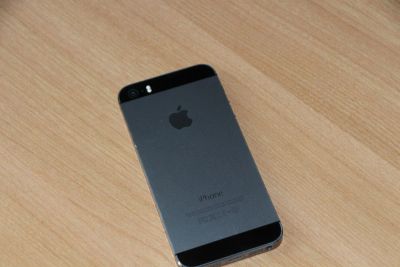 Лот: 4923169. Фото: 1. apple,iphone 5S 64gb. Смартфоны