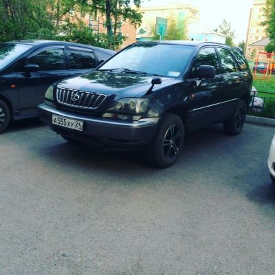 Лот: 10104121. Фото: 1. Toyota harrier 2002 3.0 4WD. Автомобили