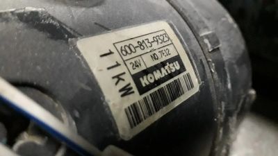 Лот: 14059639. Фото: 1. Стартер 600-813-9322 KOMatsu. Электрооборудование