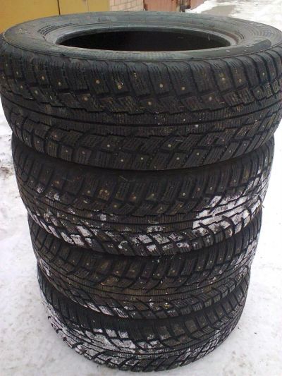 Лот: 3775259. Фото: 1. Зимняя резина Kumho 235/65/R17. Шины