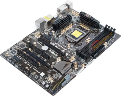 Лот: 7330883. Фото: 1. Мат. плата ASRock Z77 Extreme4. Материнские платы