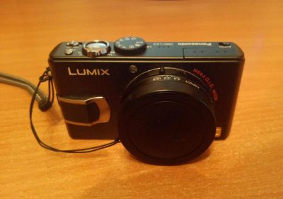 Лот: 4604330. Фото: 1. Фотоаппарат Panasonic Lumix DMC-LX2. Цифровые компактные