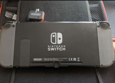 Лот: 21247911. Фото: 1. Nintendo switch rev 1 прошитая. Игровые приставки, консоли