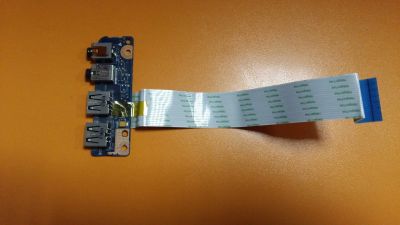 Лот: 11185459. Фото: 1. Б/У плата с разъемами USB и аудио... Печатные платы