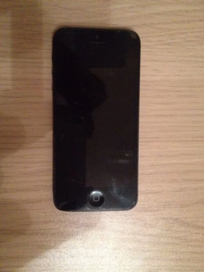 Лот: 4338013. Фото: 1. Apple iPhone 5 16GB Black. Смартфоны