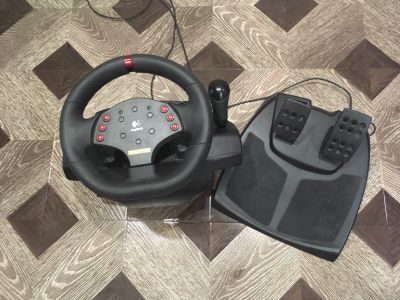 Лот: 16250431. Фото: 1. Руль Logitech MOMO Racing. Рули, джойстики