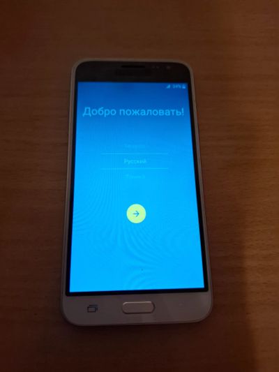 Лот: 25328358. Фото: 1. Samsung Galaxy J3 (2016). Смартфоны