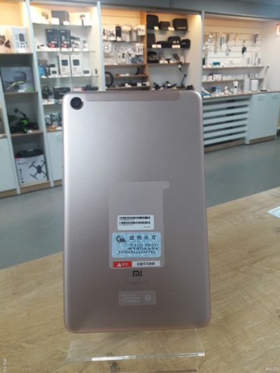 Лот: 13230648. Фото: 1. Планшет 8" Xiaomi Mi Pad 4 LTE... Планшеты
