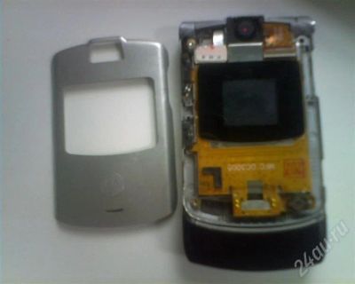 Лот: 432113. Фото: 1. Motorola RAZR V3. Кнопочные мобильные телефоны