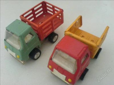 Лот: 1930914. Фото: 1. машинки 2 шт 1970-е гг. Игрушки